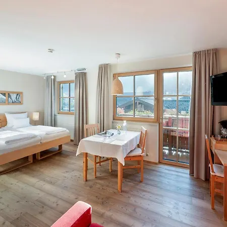 Gaestehaus Bramboeck Pensión 3*